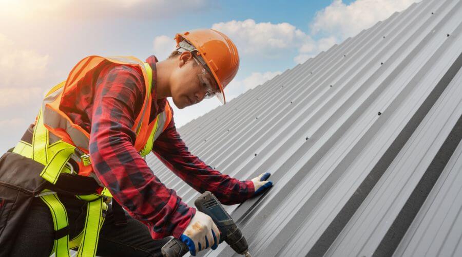 Owens Corning roofing contractor in Cuba, IL